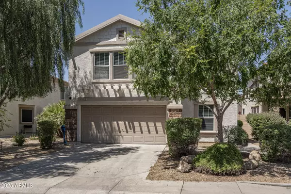 6018 N FLORENCE Avenue, Litchfield Park, AZ 85340