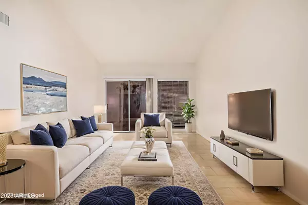 1051 S DOBSON Road #40, Mesa, AZ 85202