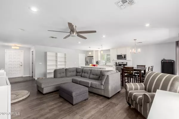 Phoenix, AZ 85032,2706 E CORRINE Drive