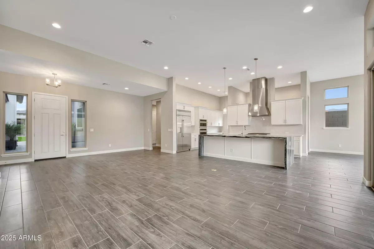 Buckeye, AZ 85396,20658 W BERRIDGE Lane