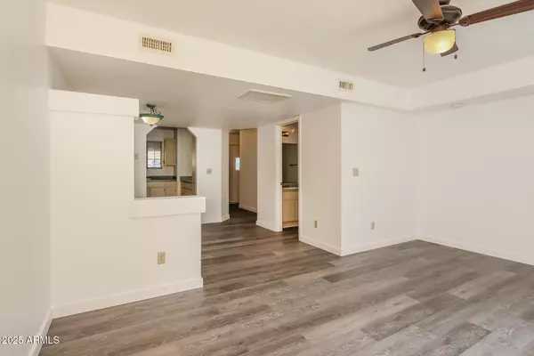 Prescott Valley, AZ 86314,9615 E LAKESHORE Drive #C