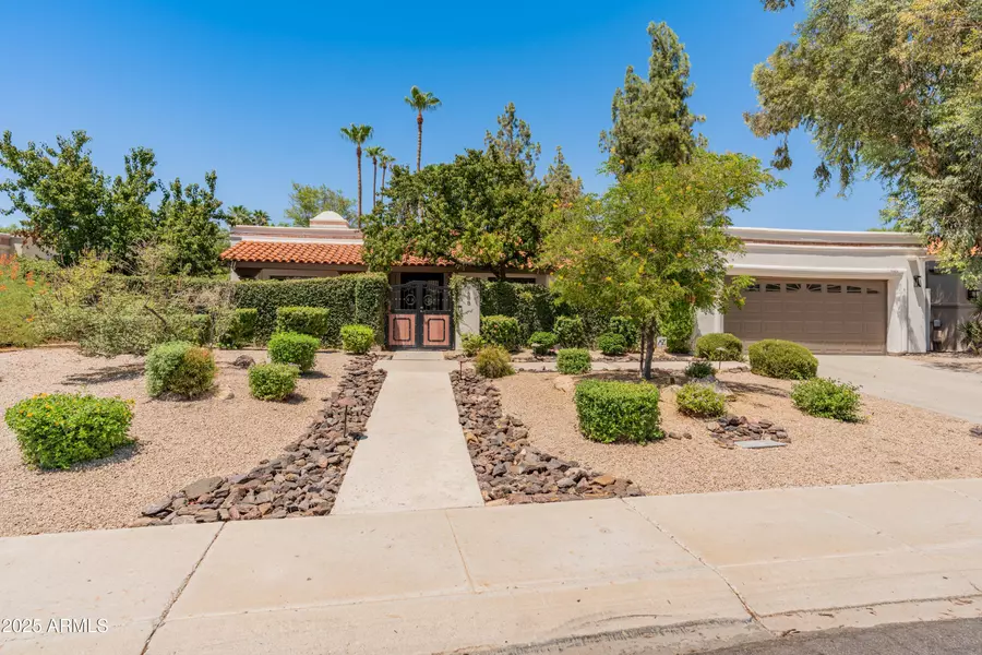 9688 E CINNABAR Avenue, Scottsdale, AZ 85258