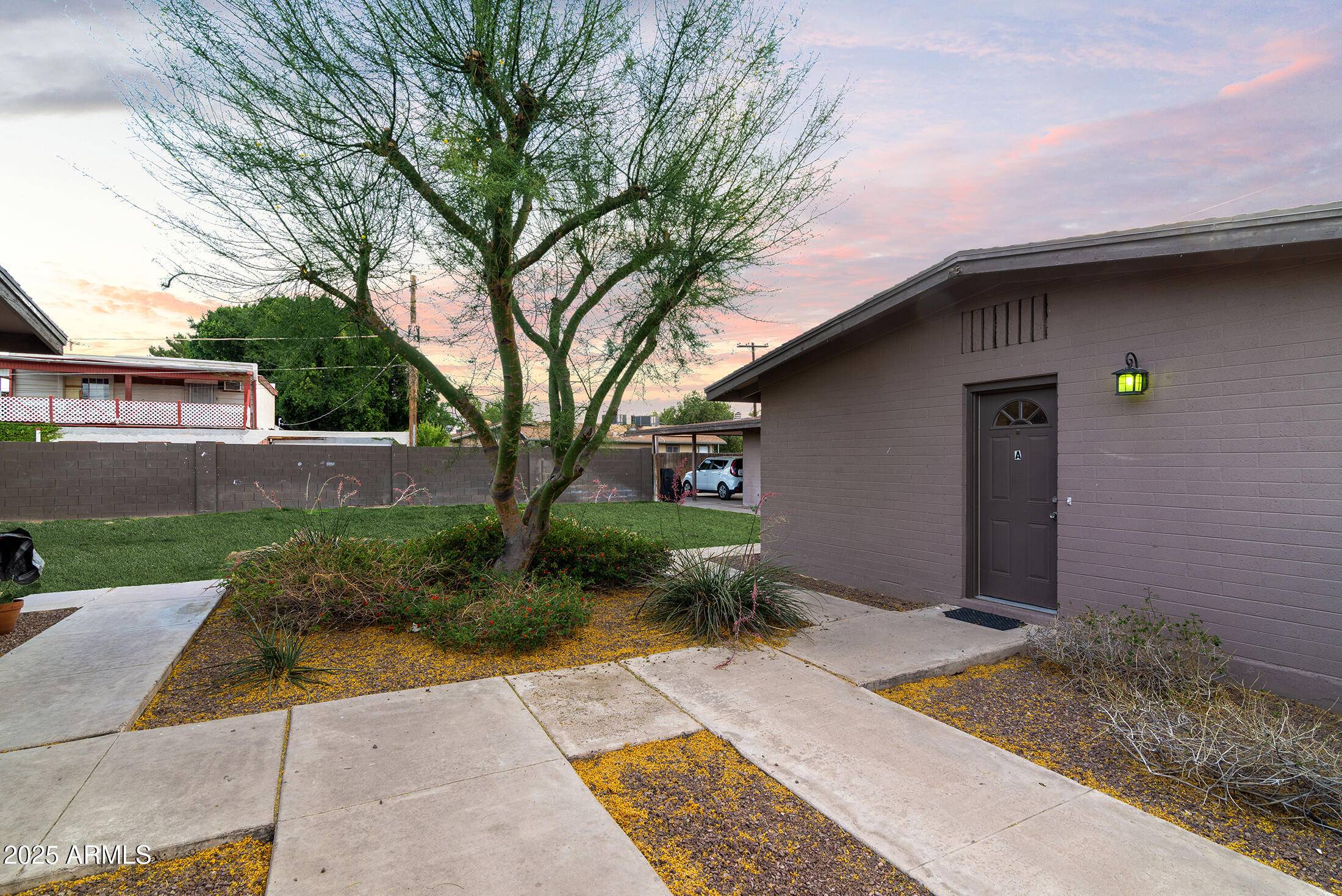 Mesa, AZ 85201,947959 W 8TH Place