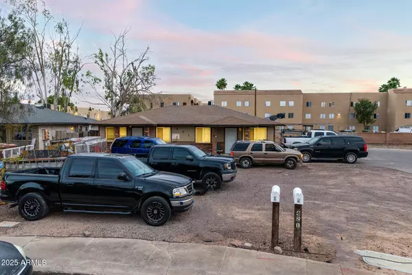 Mesa, AZ 85204,421 E 6TH Drive