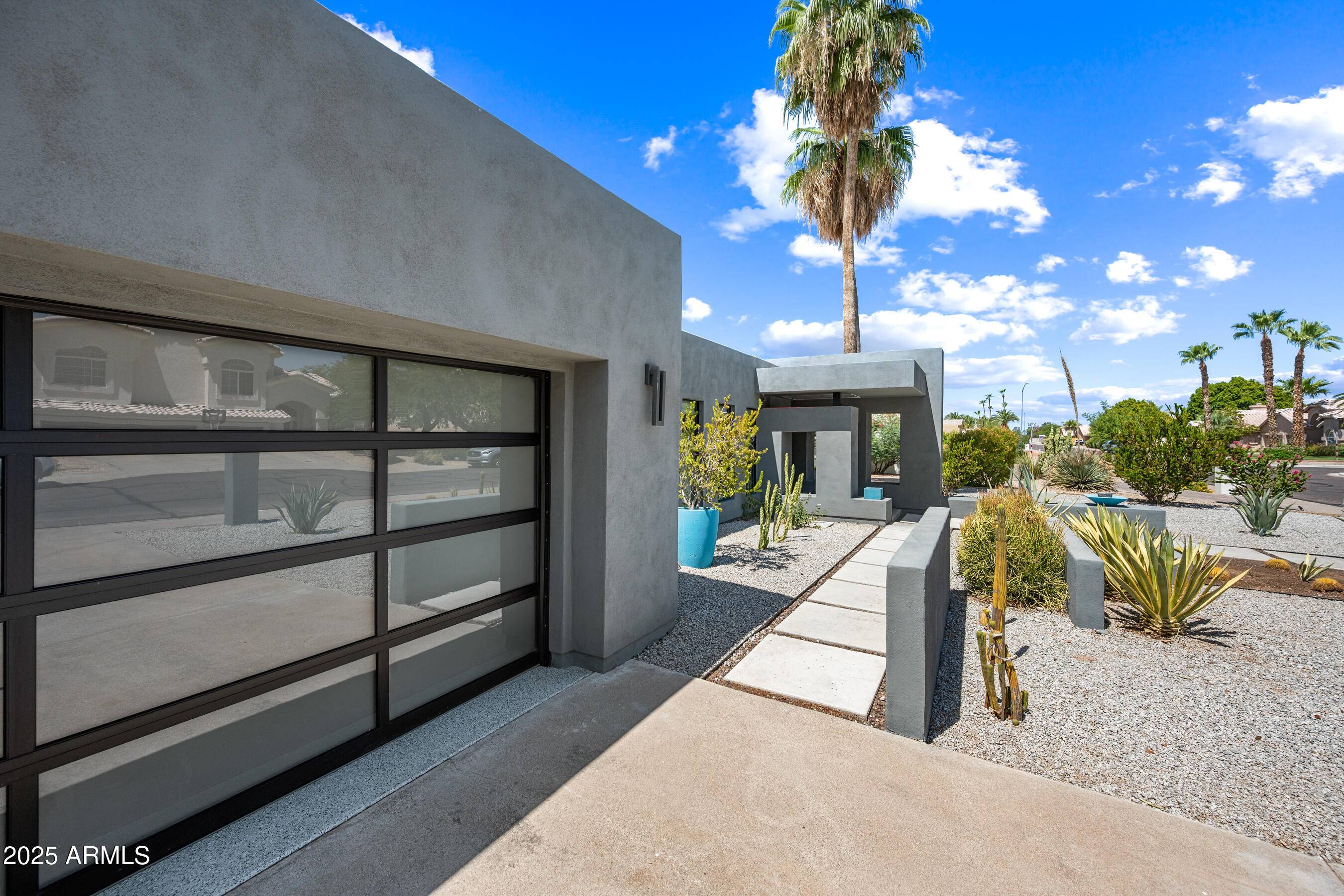 Scottsdale, AZ 85254,6911 E HEARN Road