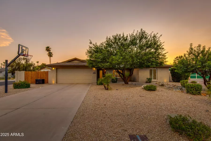 13602 N 49TH Place, Scottsdale, AZ 85254