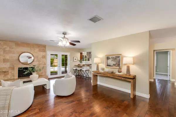 Scottsdale, AZ 85254,13602 N 49TH Place