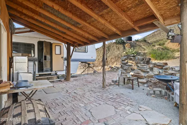 Congress, AZ 85332,25795 S OLD STAGE Road