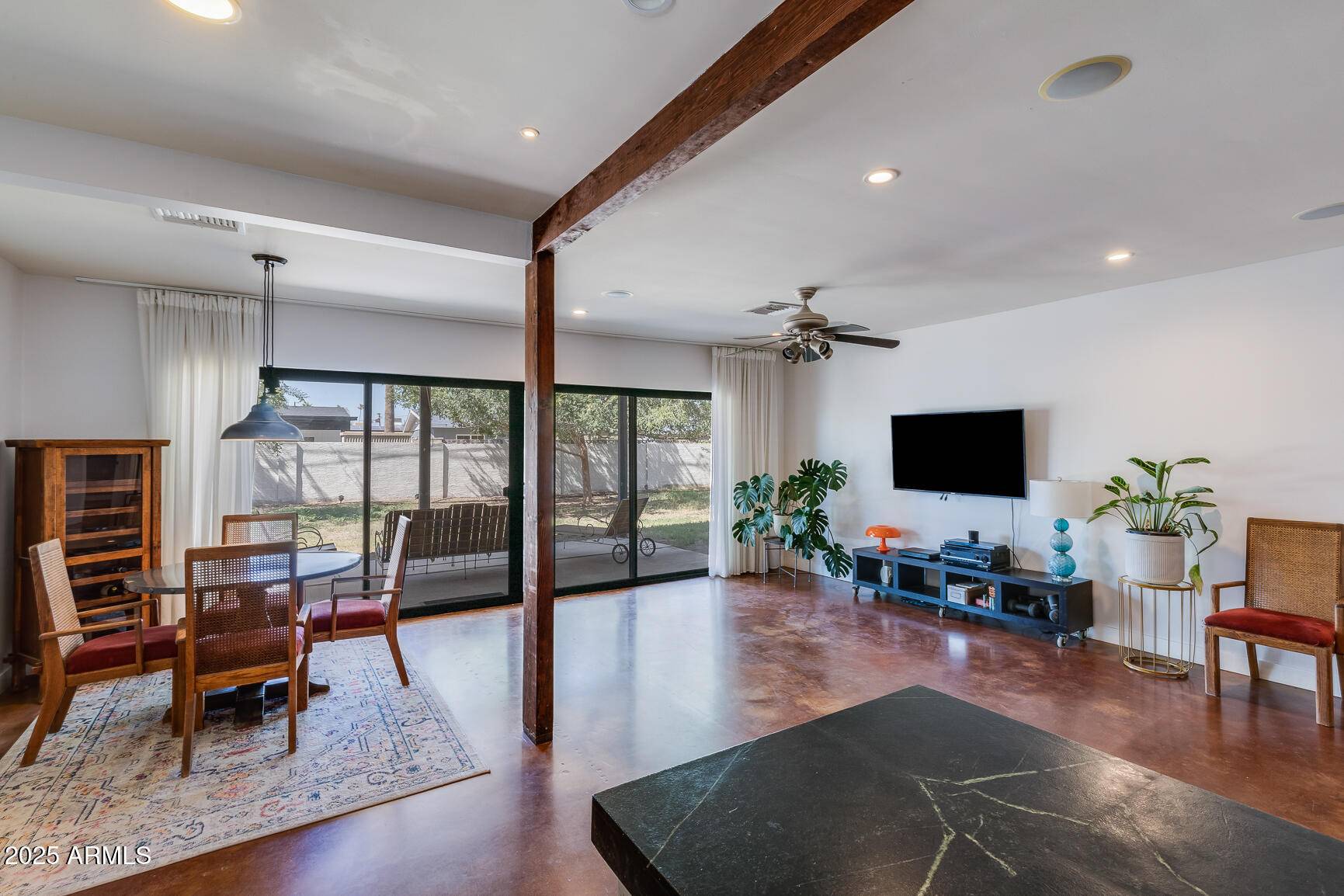 Phoenix, AZ 85013,1002 W INDIANOLA Avenue