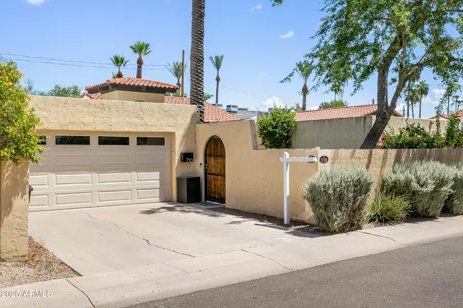 710 E TUCKEY Lane, Phoenix, AZ 85014