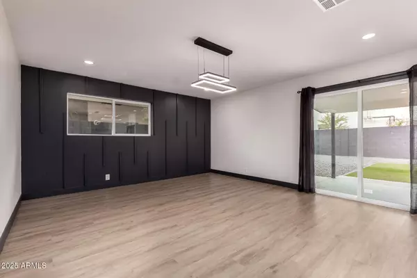 Tempe, AZ 85288,1814 N ASTER Street