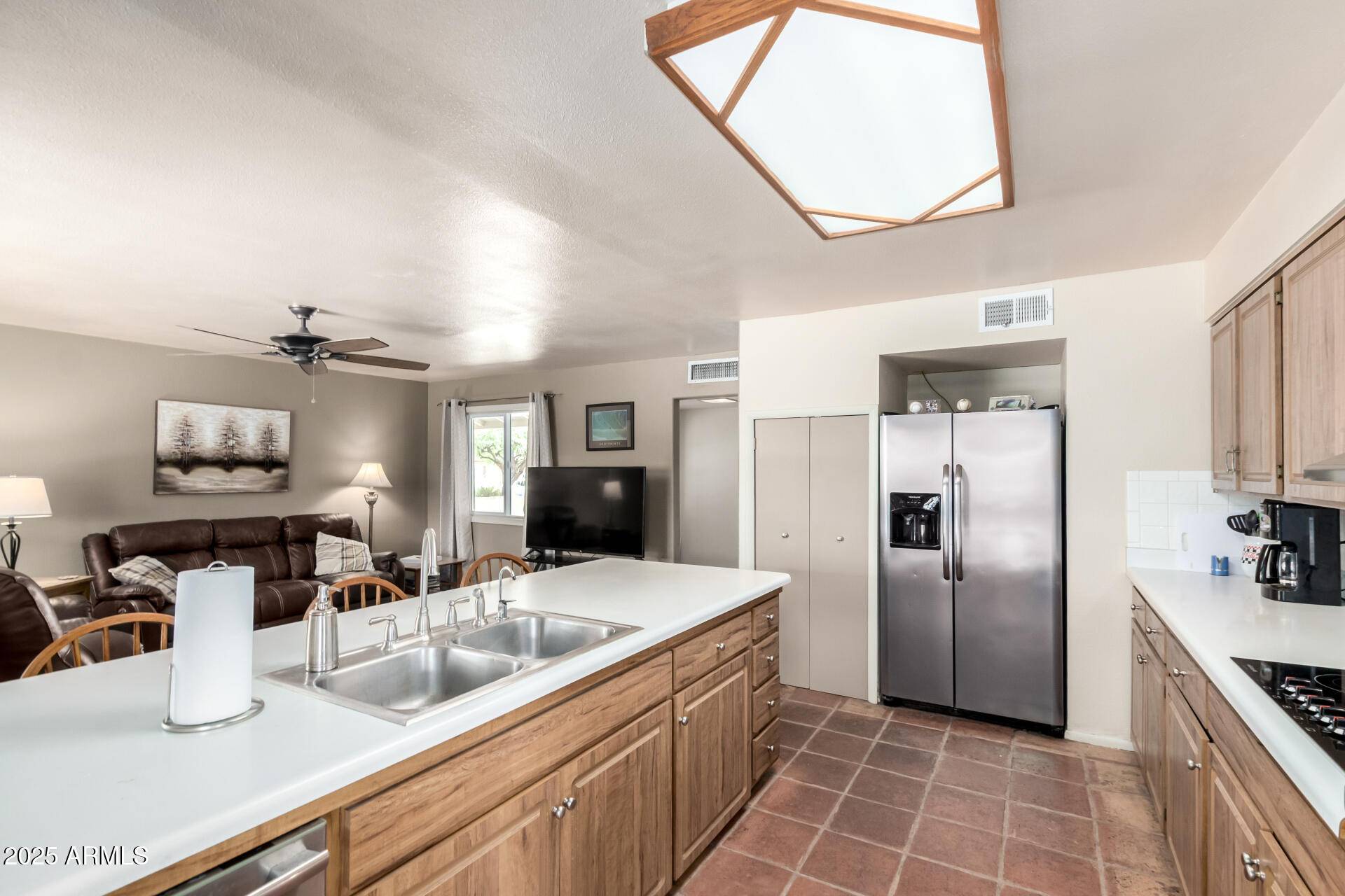 Phoenix, AZ 85028,2927 E YUCCA Street
