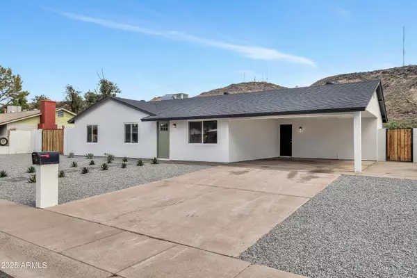 Phoenix, AZ 85029,1523 W SURREY Avenue