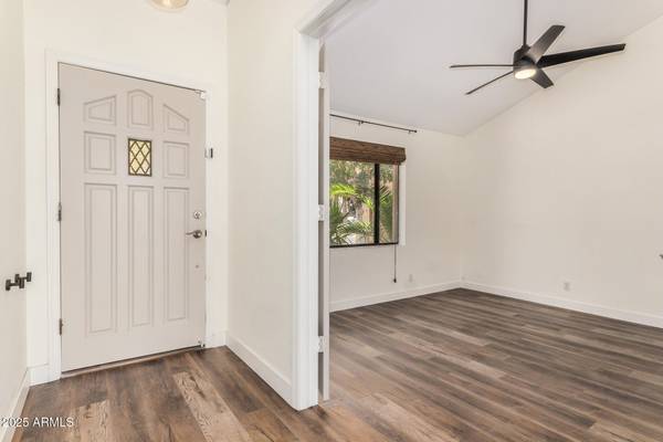 Gilbert, AZ 85234,261 E TREMAINE Avenue
