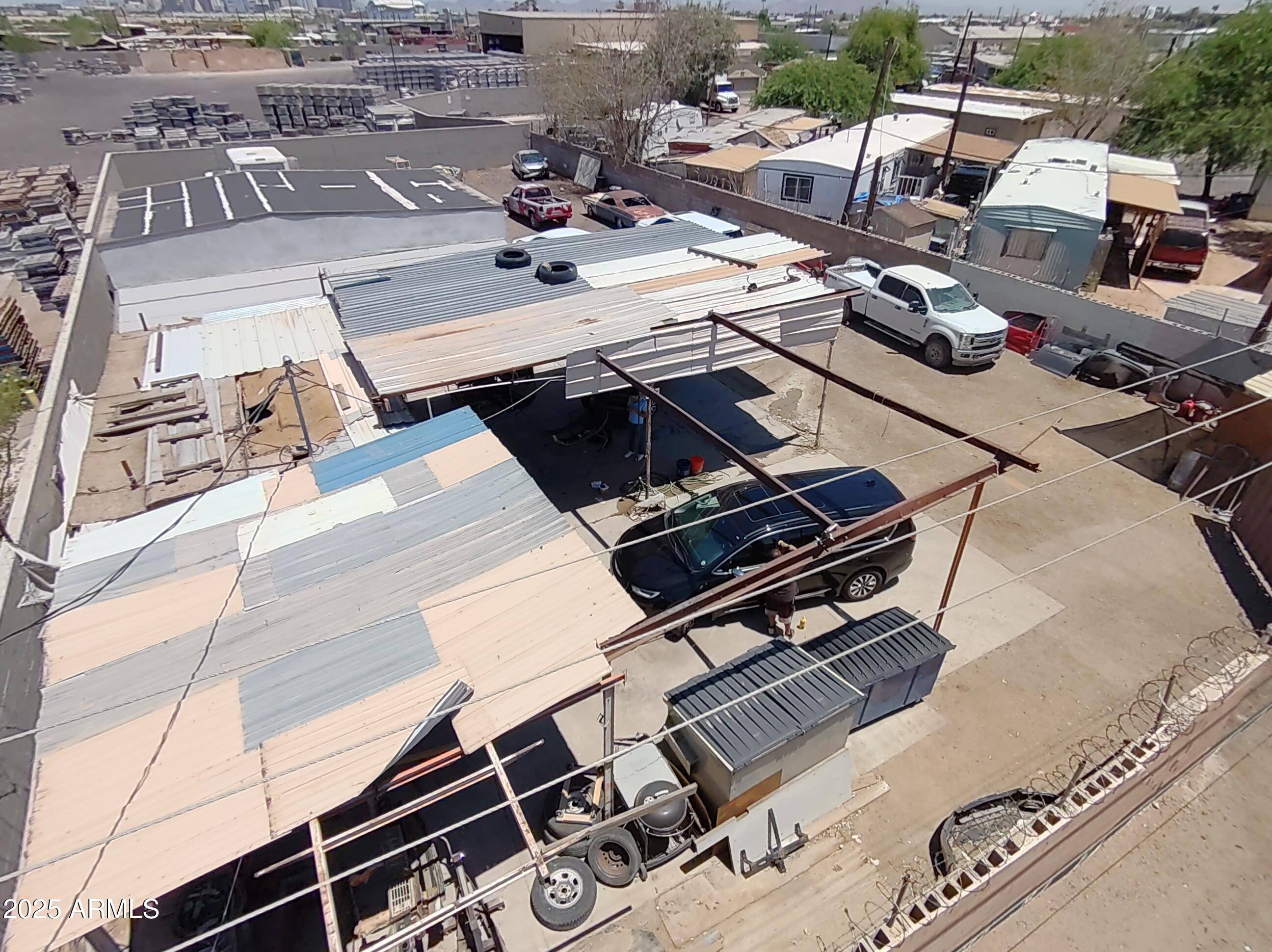 Phoenix, AZ 85041,112 W WEST Road