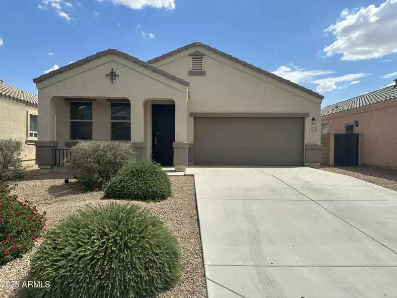 4957 E SUNSTONE Drive, San Tan Valley, AZ 85143