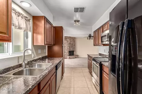 4444 W Evans Drive, Glendale, AZ 85306