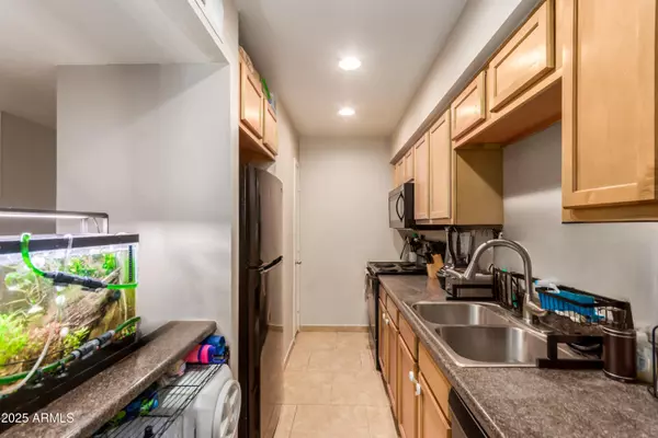 Phoenix, AZ 85020,1130 E BUTLER Drive #A1