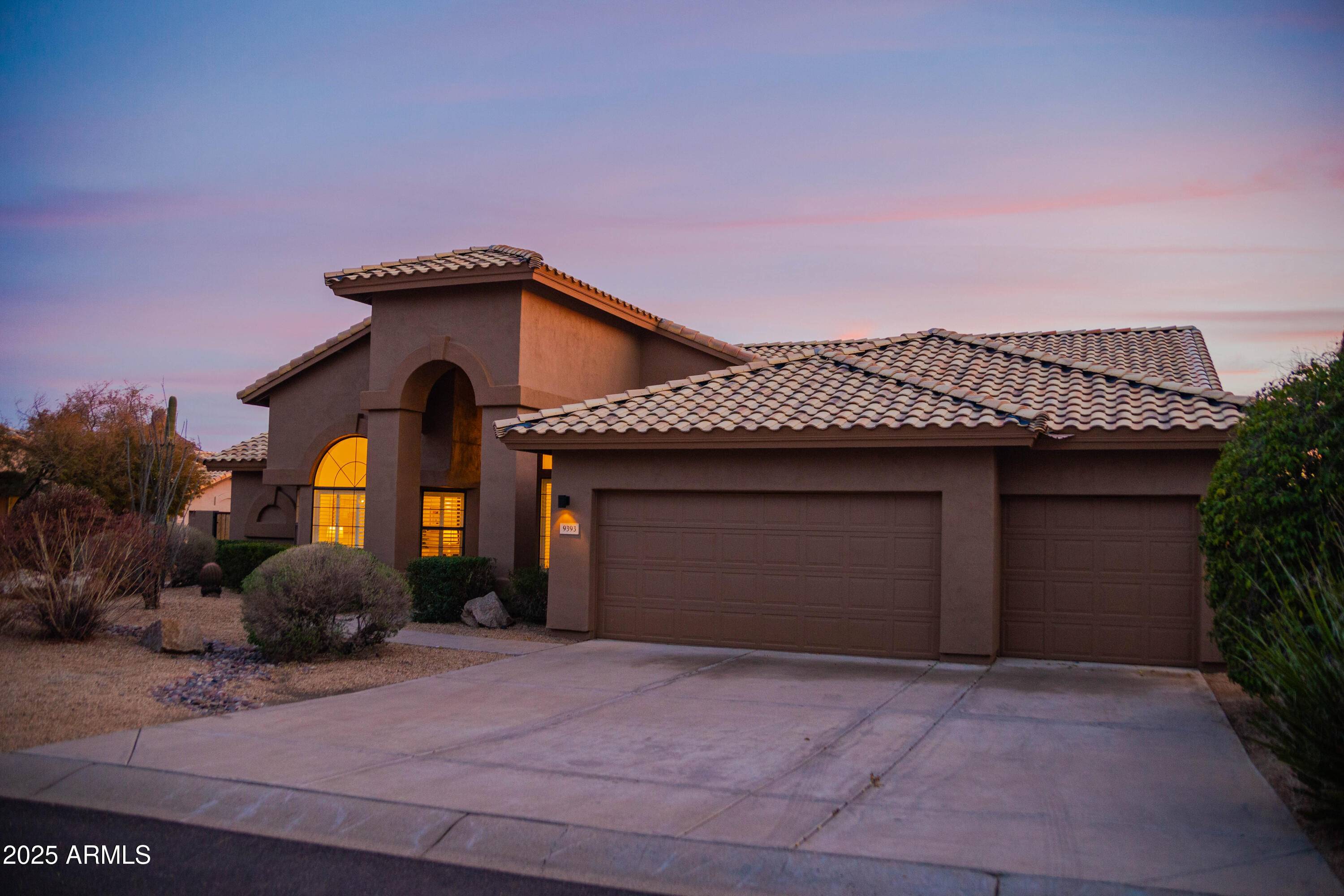 9393 E HUNTER Court, Scottsdale, AZ 85262