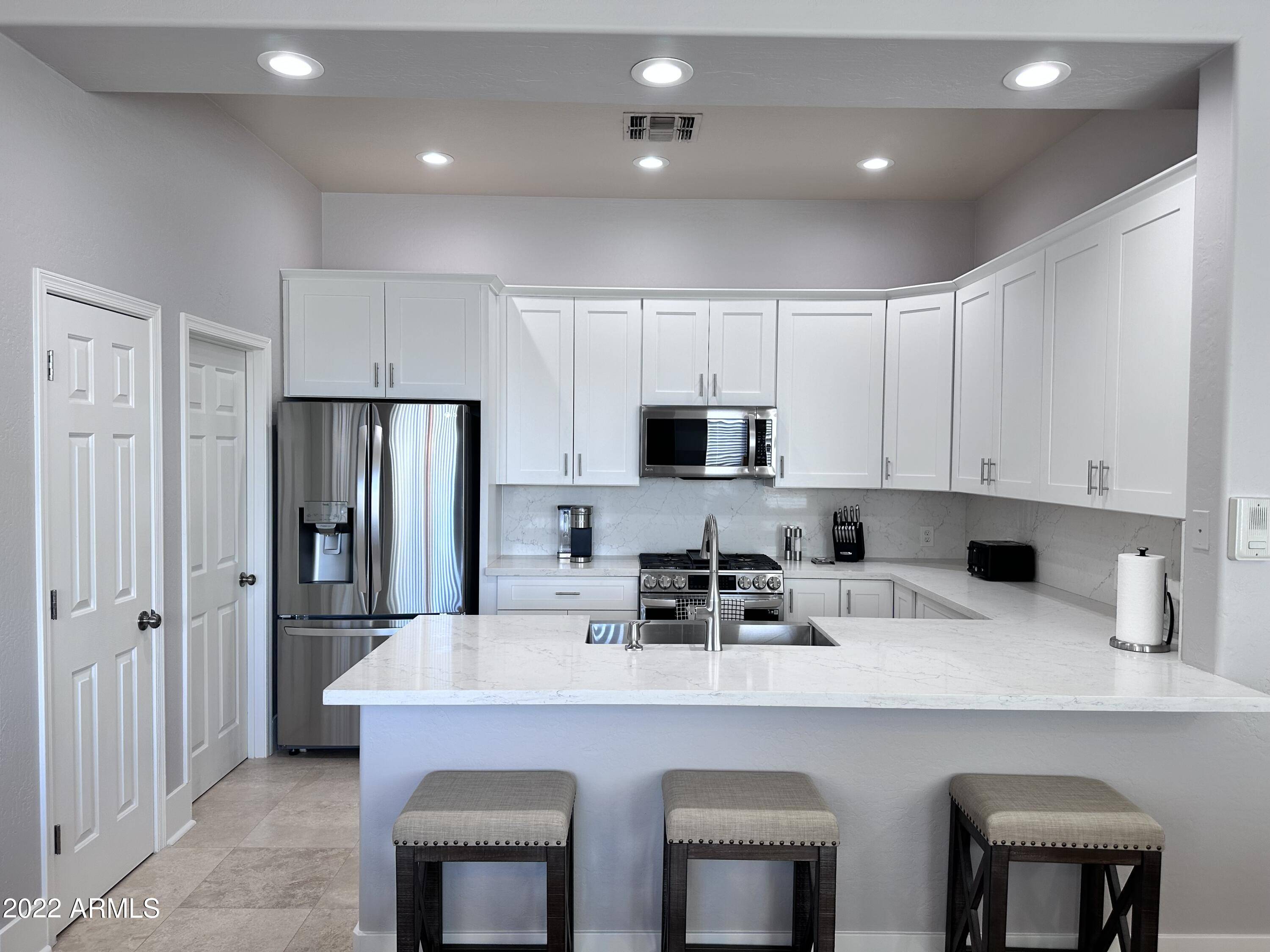 Scottsdale, AZ 85260,16420 N THOMPSON PEAK Parkway #2025