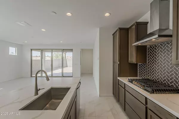 Peoria, AZ 85383,31982 N 117TH Avenue