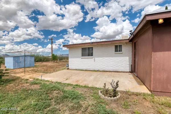 Huachuca City, AZ 85616,709 N SKYLINE Drive