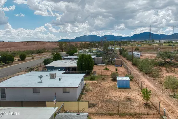 Huachuca City, AZ 85616,709 N SKYLINE Drive