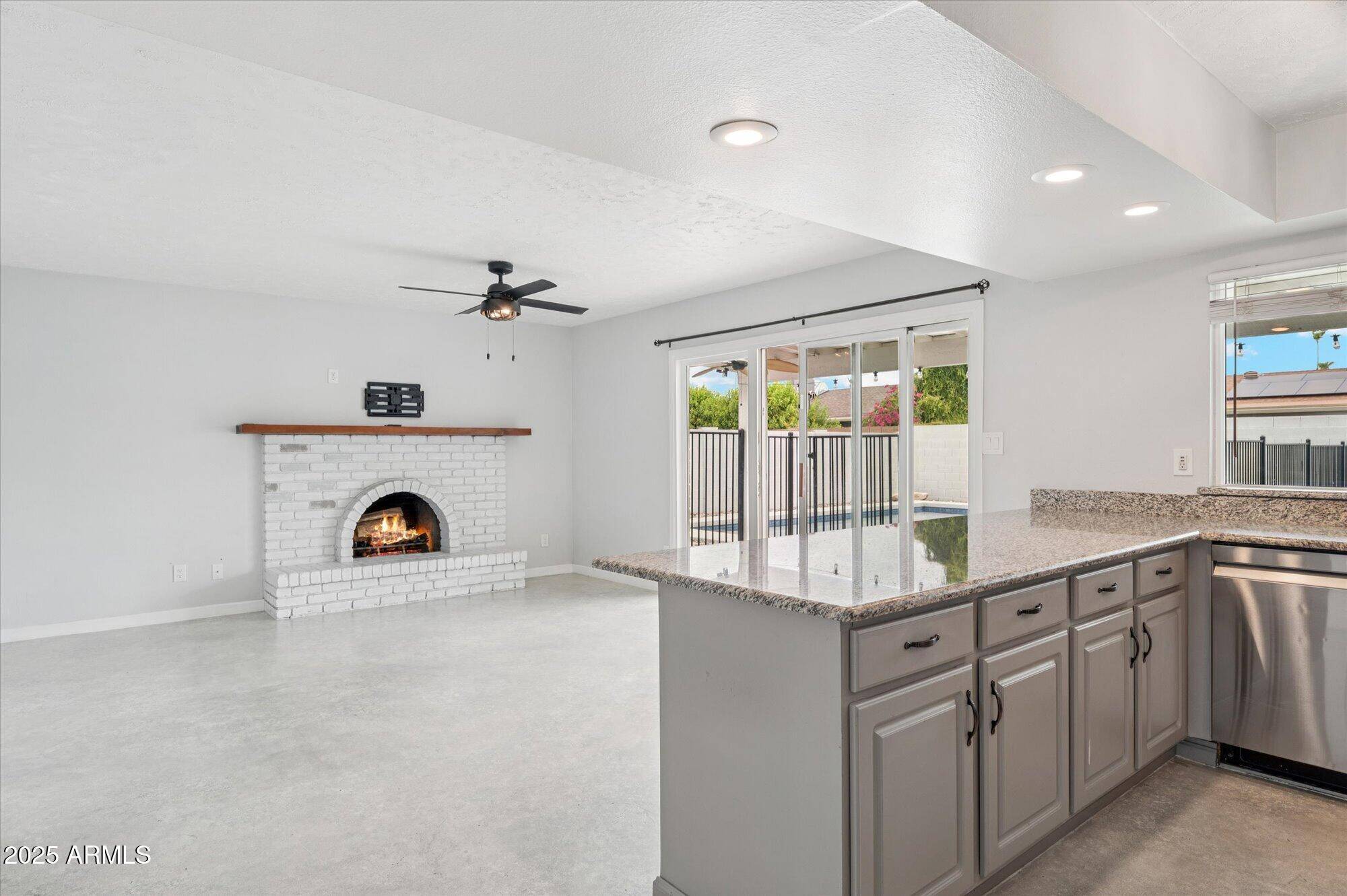 Mesa, AZ 85202,2552 W KIVA Avenue