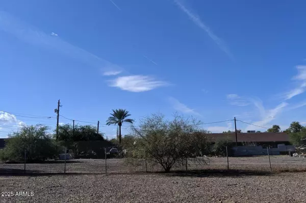 Phoenix, AZ 85040,3108 E SOUTHERN Avenue #5