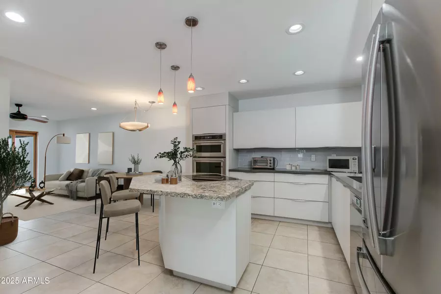 5333 N LAS CASITAS Place, Phoenix, AZ 85016