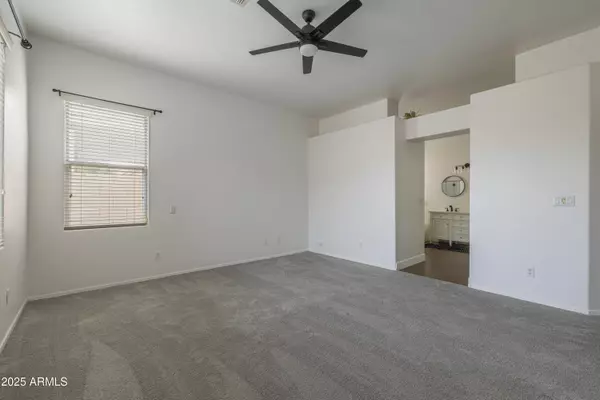 Gilbert, AZ 85233,100 N PIONEER Street