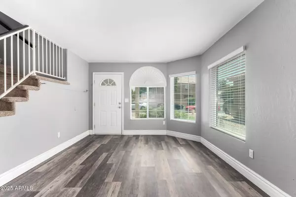 Gilbert, AZ 85234,1102 N BLACKBIRD Drive