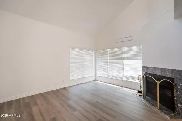 Chandler, AZ 85224,1121 W Manor Street