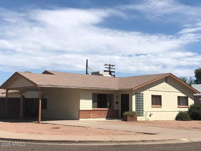 Phoenix, AZ 85014,6323 N 11TH Street