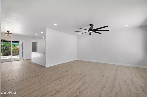 Phoenix, AZ 85020,811 E BROWN Street