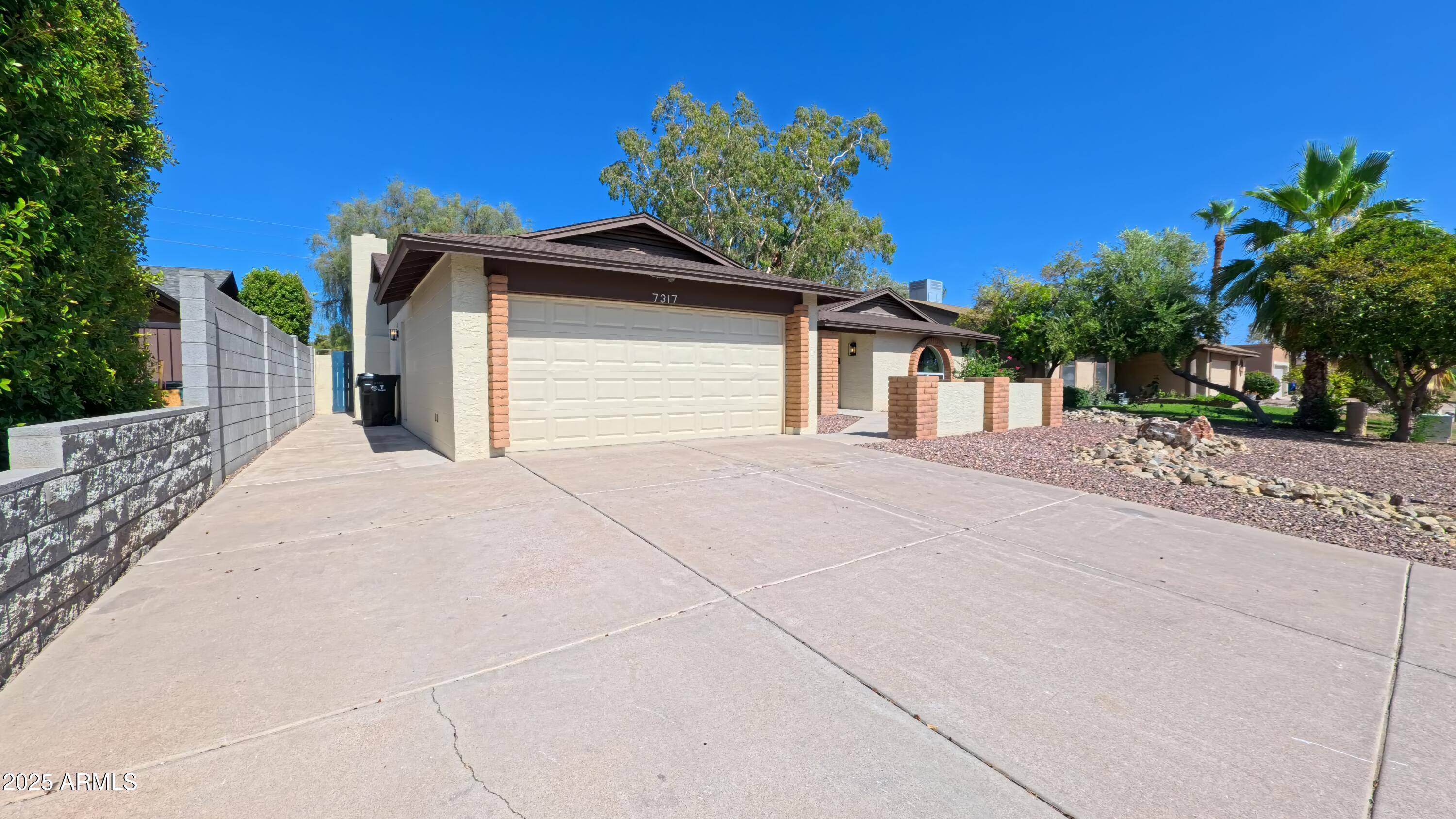 Tempe, AZ 85283,7317 S PALM Drive