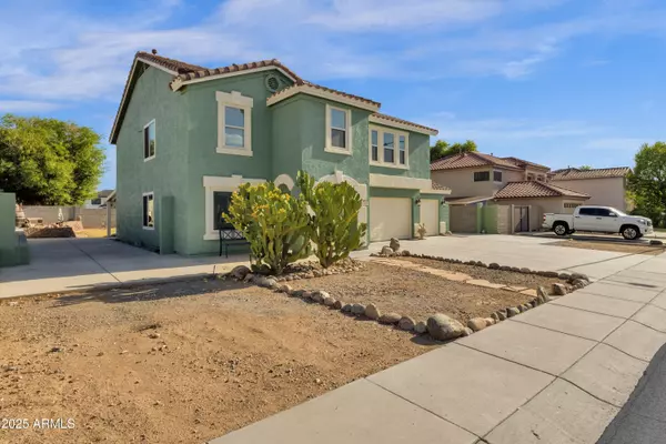 10535 W DALEY Lane, Peoria, AZ 85383