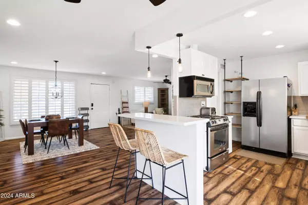 6719 E 2nd Street, Scottsdale, AZ 85251