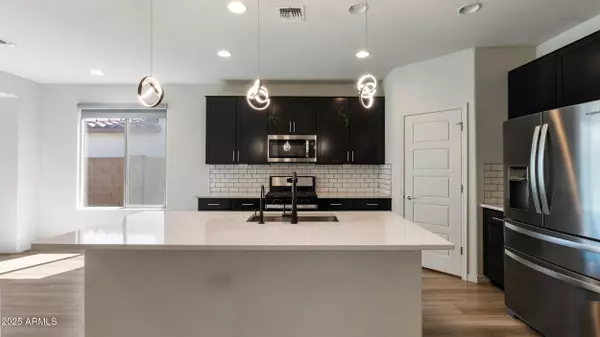 Litchfield Park, AZ 85340,19842 W BADGETT Lane