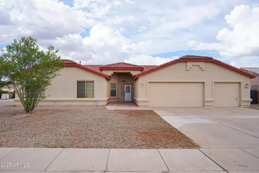 1625 MISSION VIEJO Drive, Sierra Vista, AZ 85635