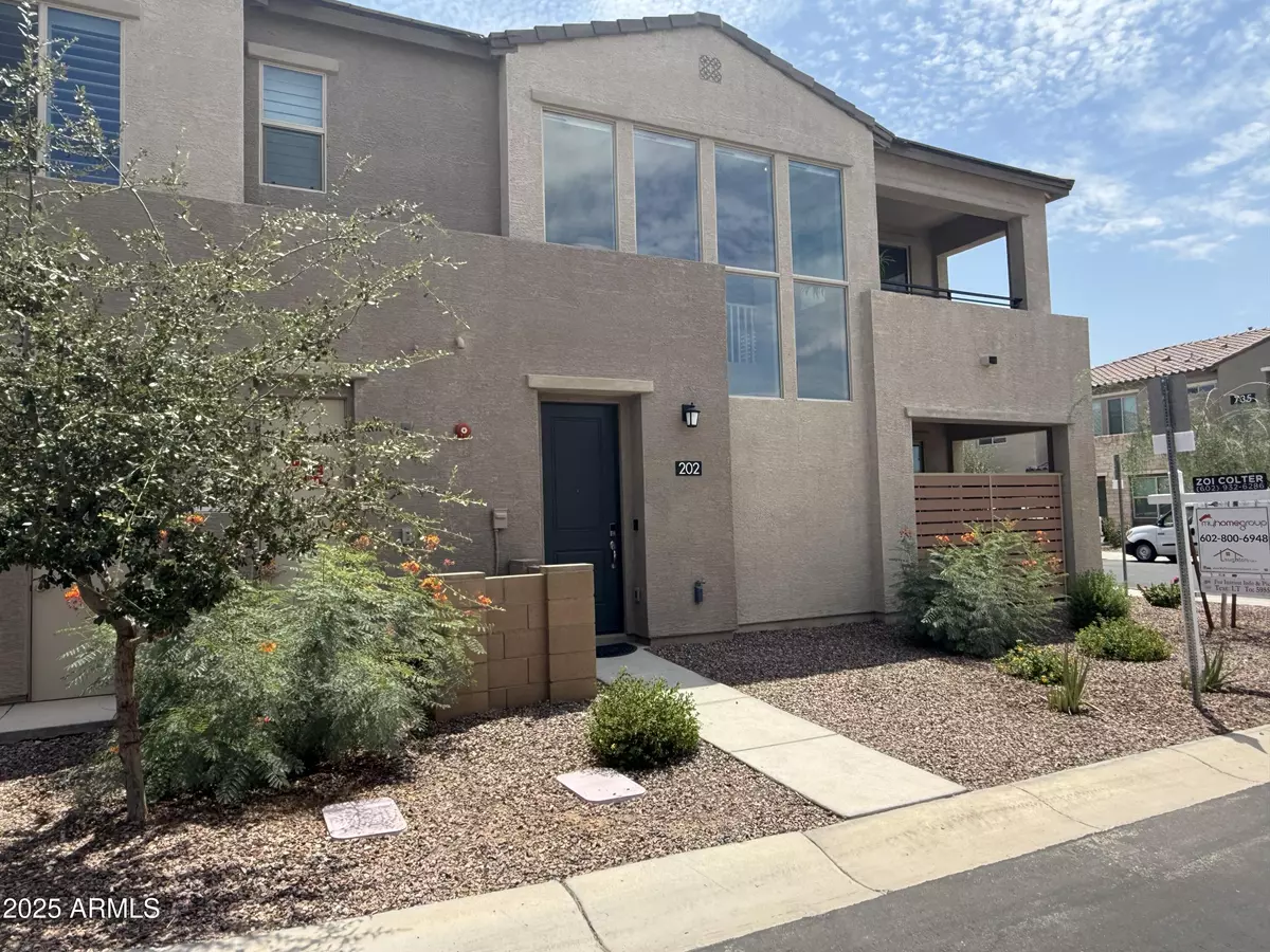 Gilbert, AZ 85297,734 E DORAL Avenue #202