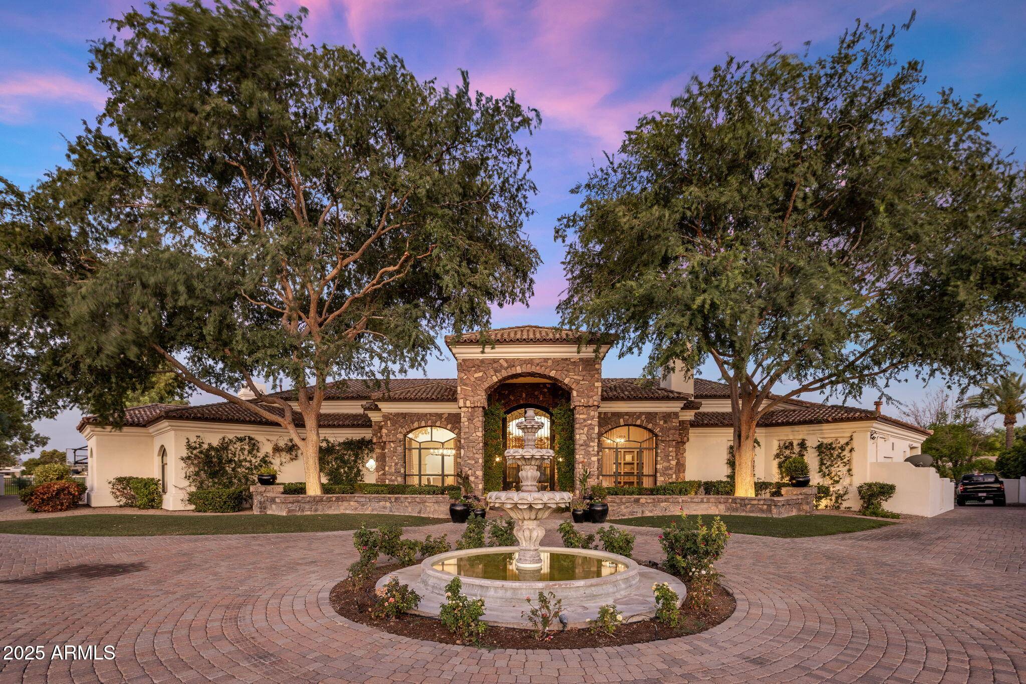 Paradise Valley, AZ 85253,6991 E IRONWOOD Drive