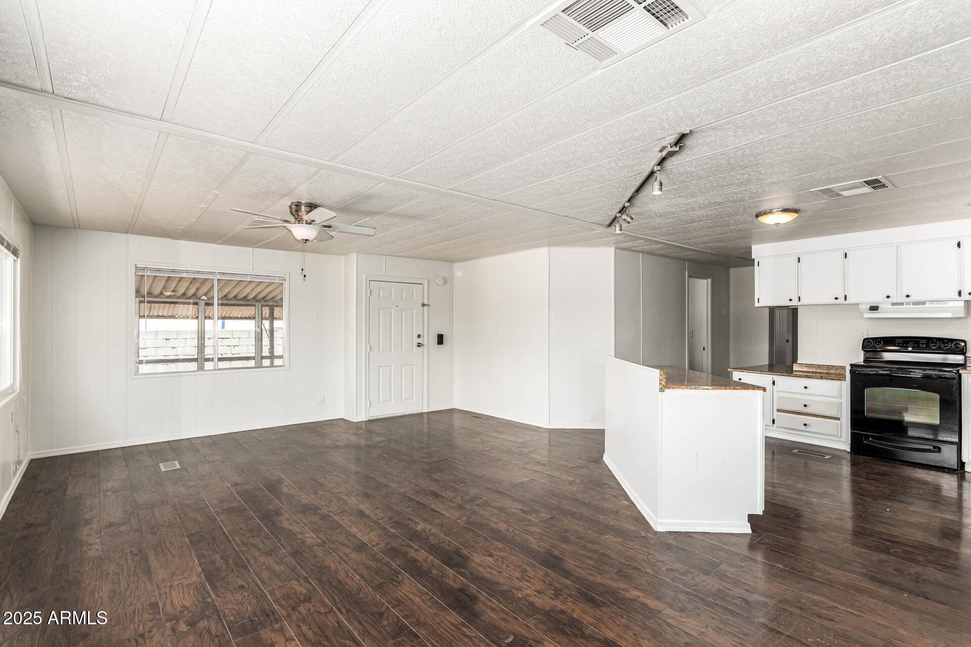 Apache Junction, AZ 85120,2945 W 9TH Place