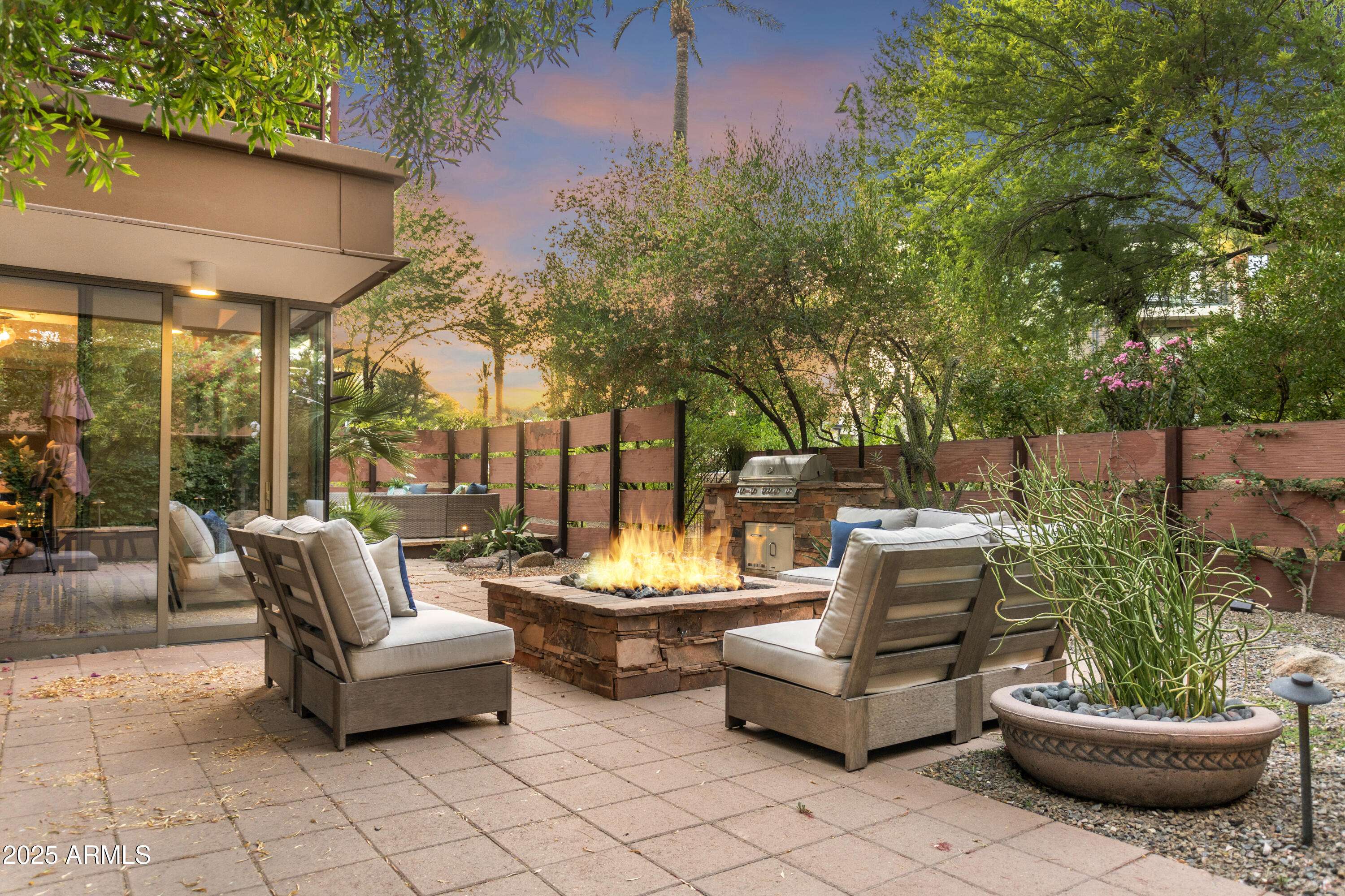 Scottsdale, AZ 85251,7117 E RANCHO VISTA Drive #1012