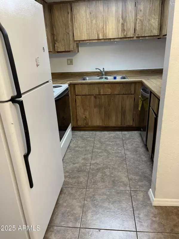 Phoenix, AZ 85031,3810 N MARYVALE Parkway #1078
