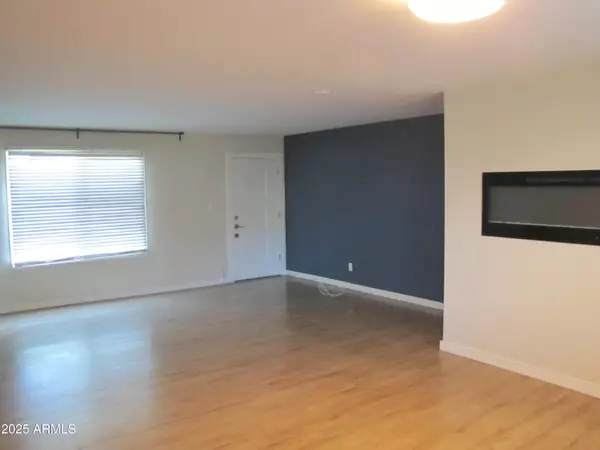Tempe, AZ 85282,1718 E DUNBAR Drive