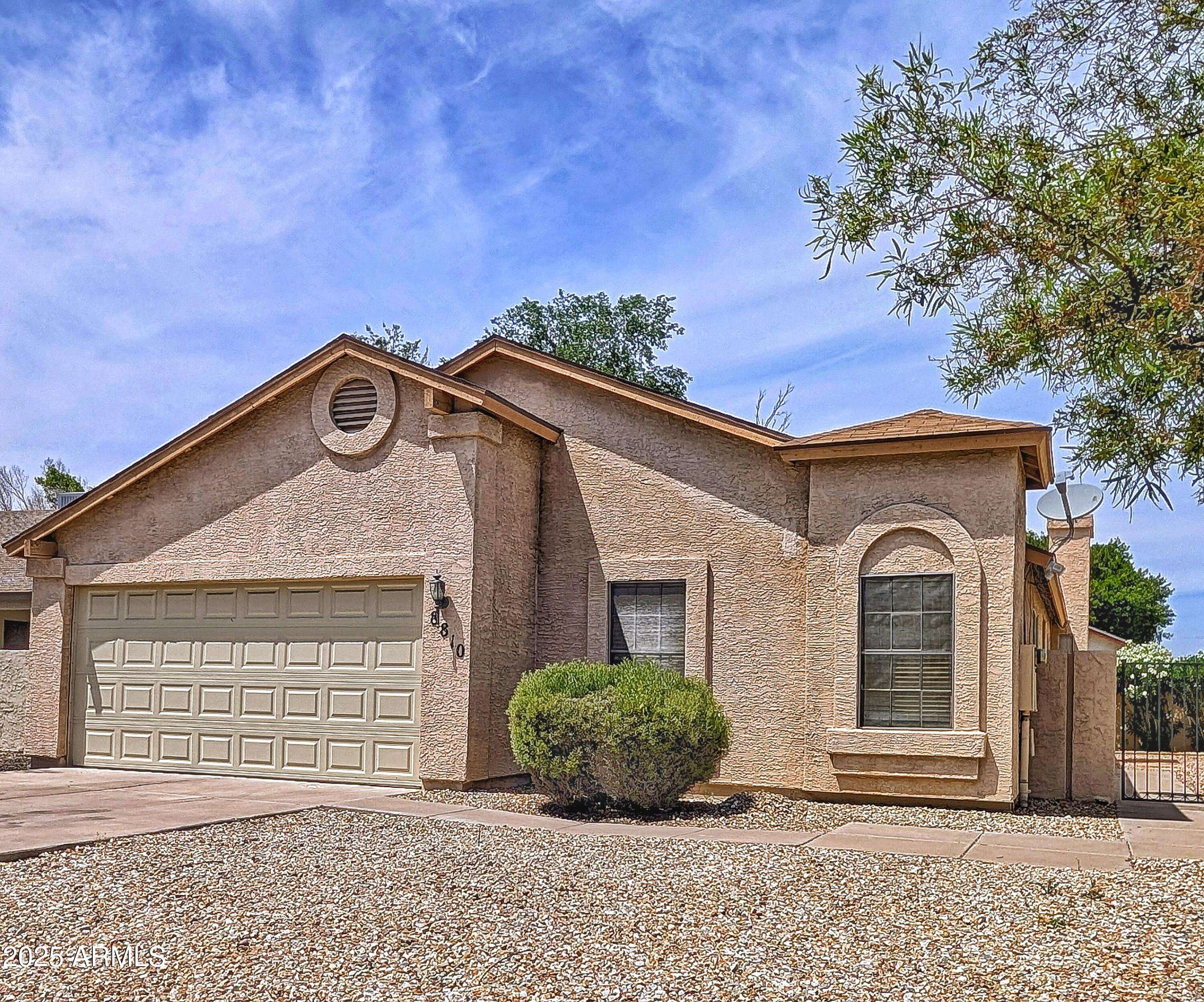 8810 W SAINT JOHN Road, Peoria, AZ 85382