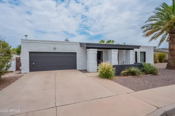 Mesa, AZ 85202,1858 W Navarro Avenue