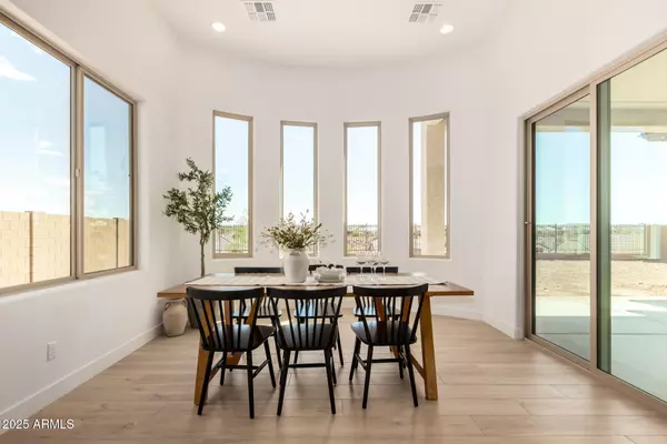 Mesa, AZ 85215,5765 E SANFORD Street
