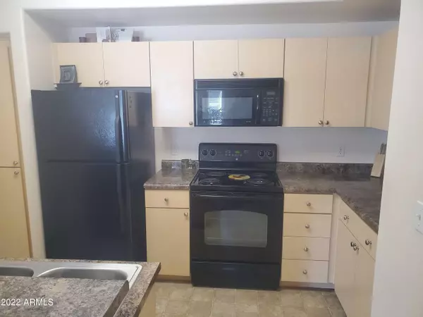 Phoenix, AZ 85032,18416 N CAVE CREEK Road #2036